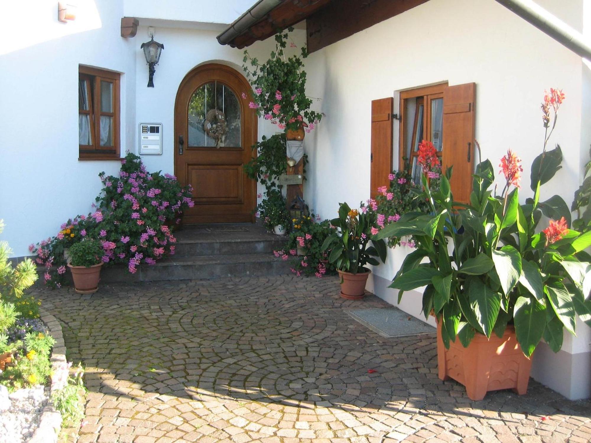 Apartment In The Allg U With View Of The Bavarian Alps Bernbeuren Kültér fotó